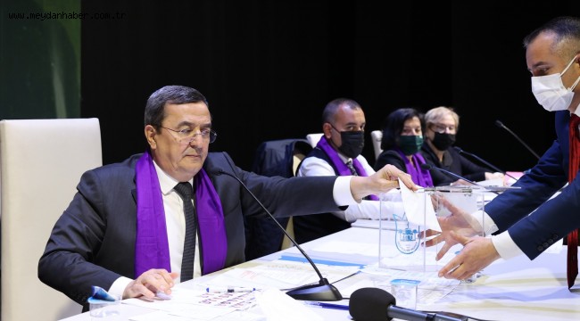 Konak Belediye Meclisinde komisyonlar seçildi