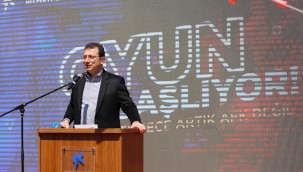 KÜÇÜKÇEKMECE'DE OYUN BAŞLADI: ESPOR MERKEZİ AÇILDI