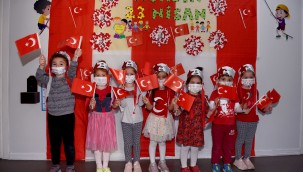 Sağlıkçıların çocukları 23 Nisan'ı kutladı