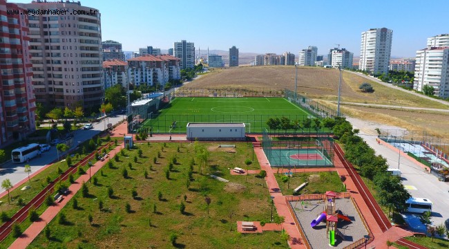 ŞENOL GÜNEŞ FUTBOL SAHASI YENİDEN AÇILDI