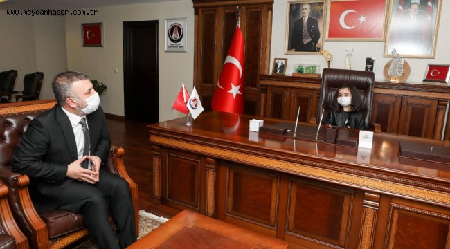 SİNCAN'DA 23 NİSAN'DA KOLTUK ÇOCUKLARIN