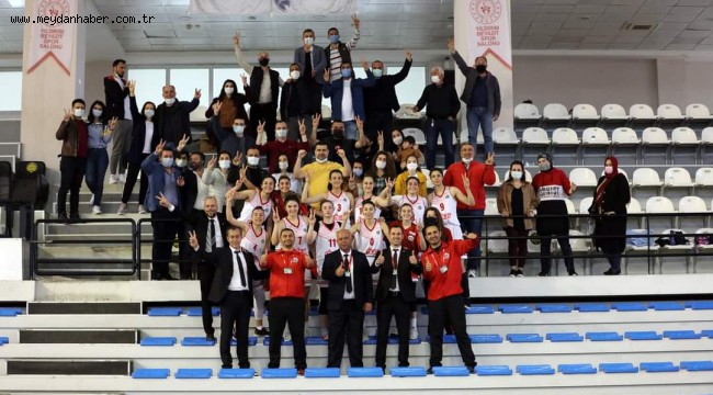 Turgutlu Belediyespor Kadın Basketbol 2'de 2 Yaptı: 68-62