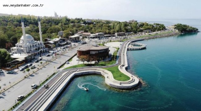 Vanlılar birincilik sevincini yaşıyor