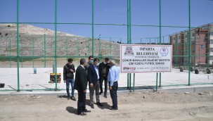 16 semt spor sahasının yapımı devam ediyor