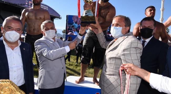 2021 YILININ İLK YAĞLI GÜREŞLERİ KUMLUCA'DA DÜZENLENDİ