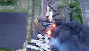 ABD'de yük treni raydan çıktı