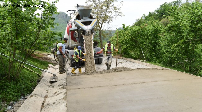 ALTINORDU BELEDİYESİ'NDEN ZAFERKÖY MAHALLESİNDE TOPYEKÛN YOL ÇALIŞMASI