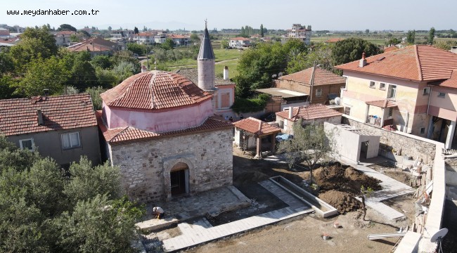 ALTINOVA'NIN TARİHİ KADI CAMİİ'NE SON DOKUNUŞLAR