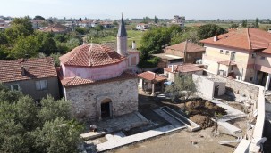 ALTINOVA'NIN TARİHİ KADI CAMİİ'NE SON DOKUNUŞLAR