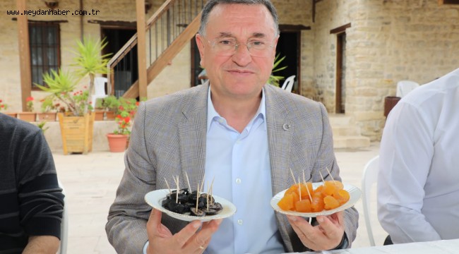 BAŞKAN SAVAŞ: MUHTARLARIMIZ KÖPRÜ GÖREVİ ÜSTLENİYOR