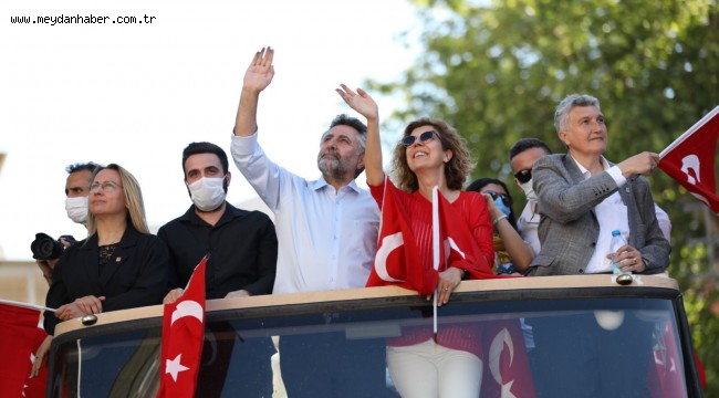 BAYRAKLI'DA 19 MAYIS COŞKUSU MAHALLELERDE YAŞANDI