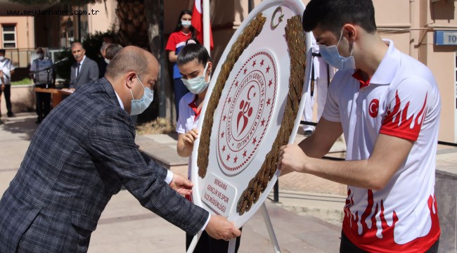 Bergama'da 19 Mayıs coşkusu törenle kutlandı