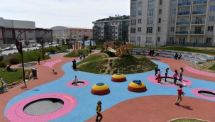 BEYLİKDÜZÜ'NE DONANIMLI VE RENGARENK YENİ PARKLAR