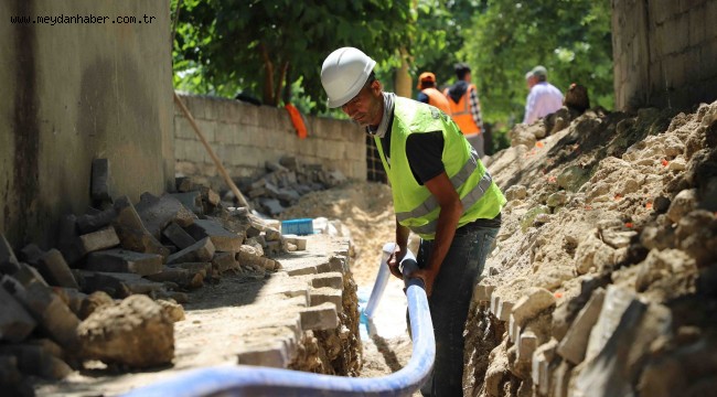 DEFNE DÖVER'DE ŞEBEKE YENİLEME SÜRÜYOR