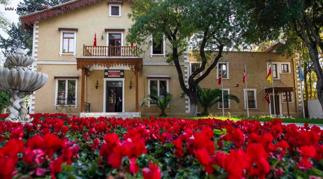 DEÜ'DEN AÇIK ARŞİV UYGULAMASI