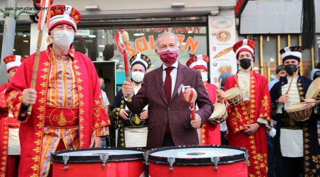 İSTANBUL'UN FETHİ BAYRAMPAŞA'DA COŞKUYLA KUTLANDI