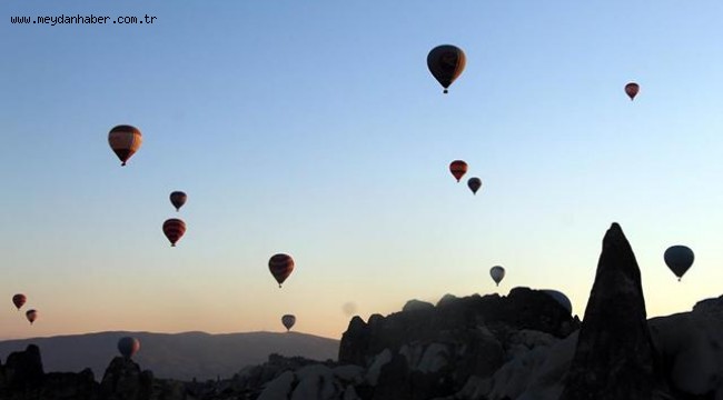 Kapadokya'da balonlar yeniden gökyüzü ile buluştu