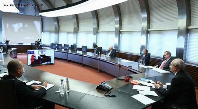 Kılıçdaroğlu gençlerle buluştu, Filistin'e destek mesajı verdi