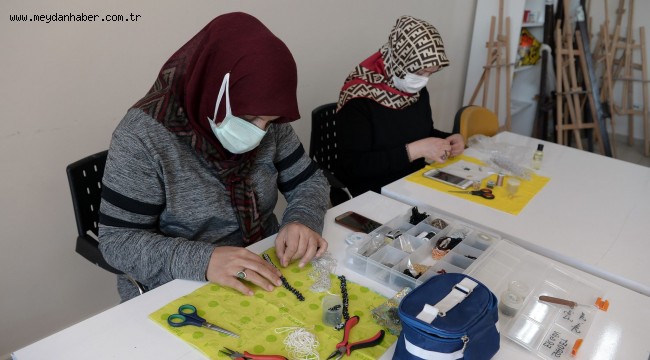 OSMEK Ev Hanımlarına İş İmkanı Sağlıyor