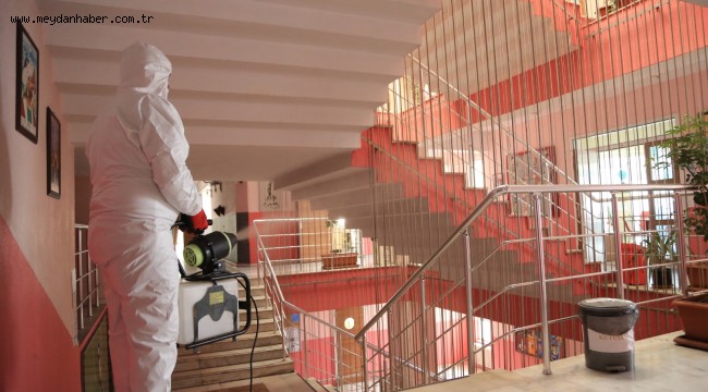 PAMUKKALE BELEDİYESİ ALES ÖNCESİ OKULLARI DEZNFEKTE ETTİ