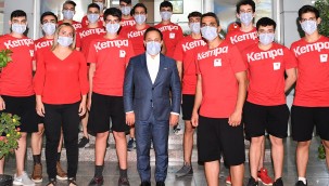 SARIÇAM BELEDİYESİ SPOR KULÜBÜ HENTBOL TAKIMI RİZE'YE GİTTİ