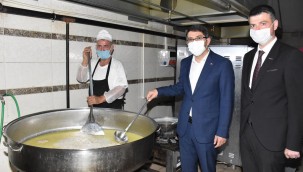 ŞEHZADELERDE BİN AİLEYE SICAK YEMEK YARDIMI