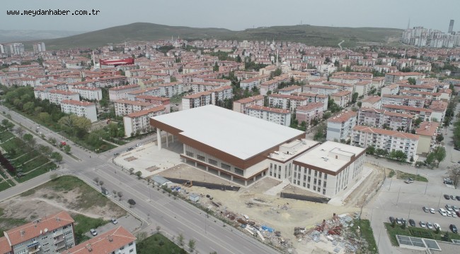 SİNCAN'DA GENÇLİK MERKEZLERİ HİZMETE GİRİYOR