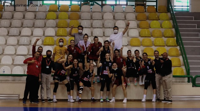 Turgutlu Belediye Kadın Basketbol Final Grubunda