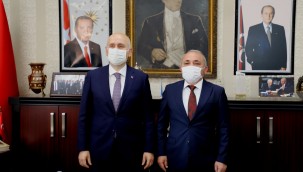 Ulaştırma ve Altyapı Bakanı Çankırı Belediyesini Ziyaret Etti