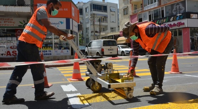 Yaya Geçidi Çizgileri Yenileniyor