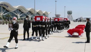 3 şehit askerin cenazesi törenle memleketlerine uğurlandı