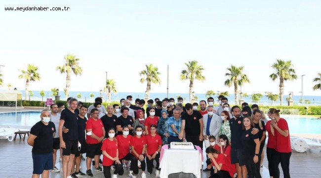 Azmin ve Başarının En Büyük Örneğisiniz