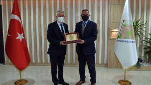 Bangladeş ve Cezayir Büyükelçileri, Başkan Başdeğirmen'i ziyaret etti