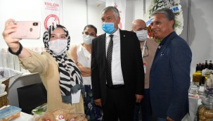 Başkan Uysal, Adana'da düzenlenen zirveye katıldı