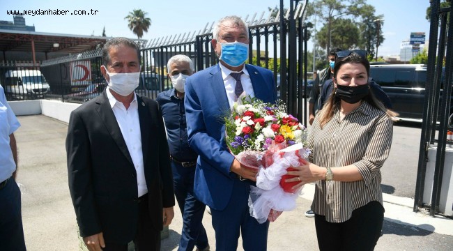 Başkan Zeydan Karalar çiftçinin sorunlarını dinledi