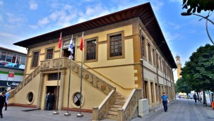 Belediye işçileri sözleşmeden memnun