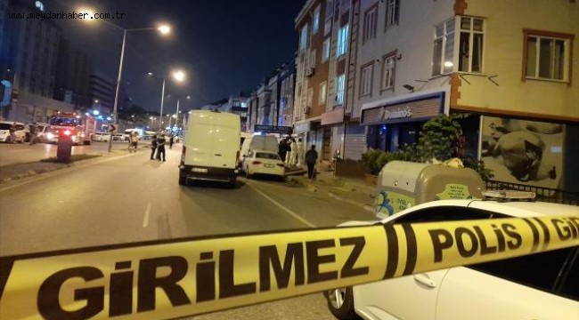 Beylikdüzü'nde bir evde 2 ceset ve bomba notu bulundu