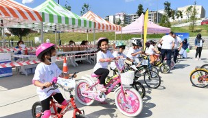 BEYLİKDÜZÜ'NDE BİSİKLET ŞENLİĞİ COŞKUSU