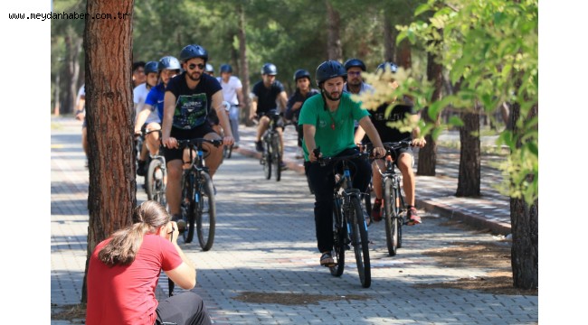 BİR KARDEŞLİK İKLİMİ GENÇLİK KAMPLARI BÜYÜK BİR COŞKUYLA BAŞLADI