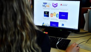 BÜYÜKŞEHİR'İN ONLİNE YAZILIM EĞİTİMLERİNE YOĞUN İLGİ: YAKLAŞIK 2 BİN BAŞVURU