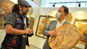 ÇALIK, ARTCONTACT İSTANBUL ÇAĞDAŞ SANAT FUARI'NI GEZDİ