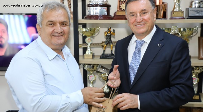 CEYHAN BELEDİYE BAŞKANI HÜLYA ERDEM BAŞKAN SAVAŞ'I ZİYARET ETTİ