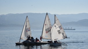 Deniz tutkunları Kurtuluş'un 100'üncü yılında yelken açacak