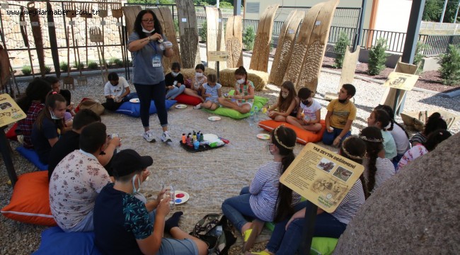 EFES TARLASI YAŞAM KÖYÜ'NÜ ÇOCUKLARIN NEŞESİ SARDI