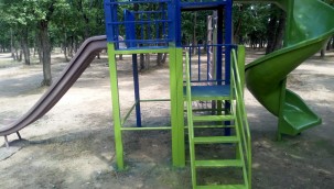 Ergenede Parkların Bakım ve Tadilatı Yapılıyor