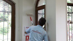 Gültepe Muhtarlık binası çiçek gibi oluyor