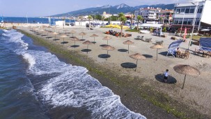 Güzelbahçe plajları Yaza Hazır