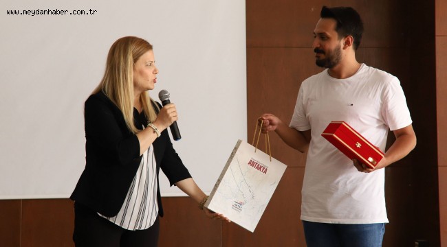 HBB'DEN SINAVA GİRECEK ÖĞRENCİLER İÇİN SEMİNER