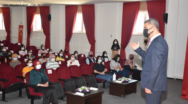 İl Milli Eğitim Müdürü Süleyman Ekici Sınava Girecek Öğrencilerin Heyacanına Ortak Oldu