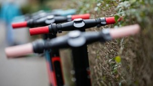 İstanbul'da elektrikli scooterın kaldırımda kullanımı yasaklandı